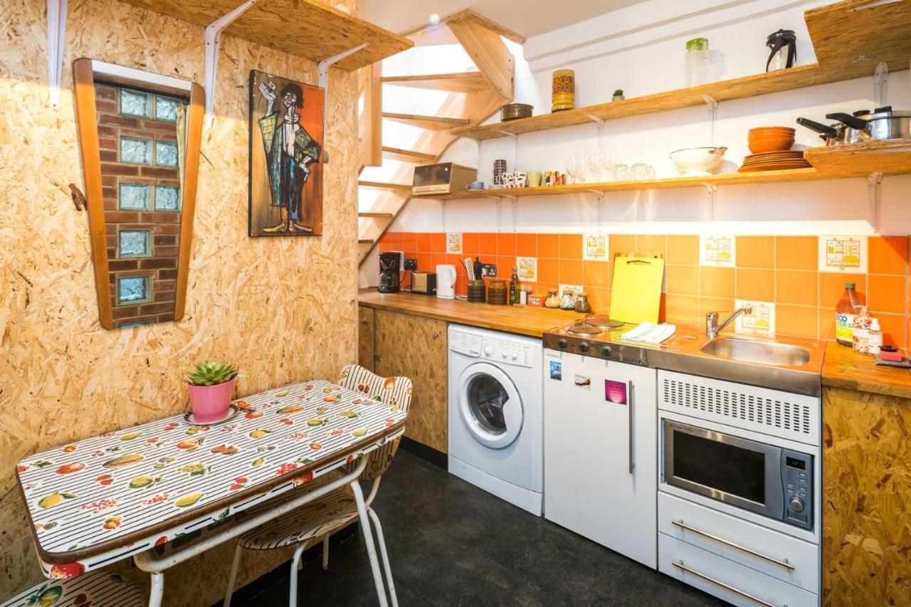 Appartamento Cute House In Soho - Full Ac, Quiet And Unique! Londra Esterno foto